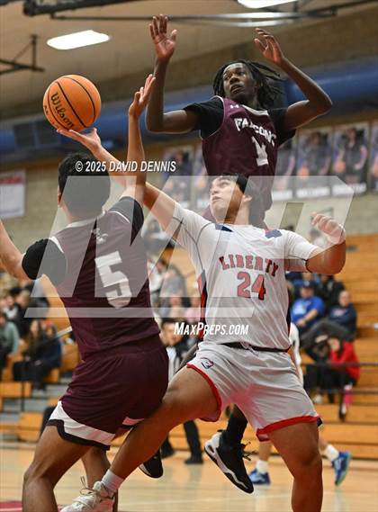 Thumbnail 3 in Liberty vs Independence photogallery.
