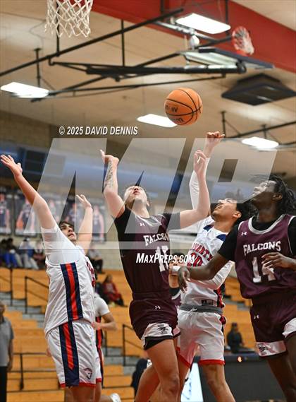 Thumbnail 1 in Liberty vs Independence photogallery.