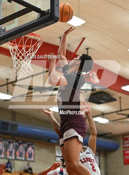 Thumbnail 1 in Liberty vs Independence photogallery.