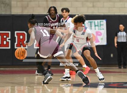 Thumbnail 1 in Liberty vs Independence photogallery.
