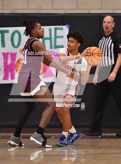 Thumbnail 1 in Liberty vs Independence photogallery.