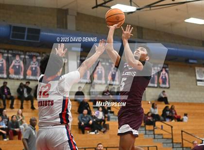 Thumbnail 3 in Liberty vs Independence photogallery.