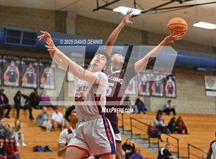 Thumbnail 2 in Liberty vs Independence photogallery.