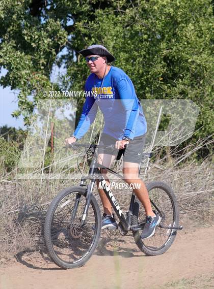 Thumbnail 3 in 15th Annual Lipan Invitational Meet photogallery.