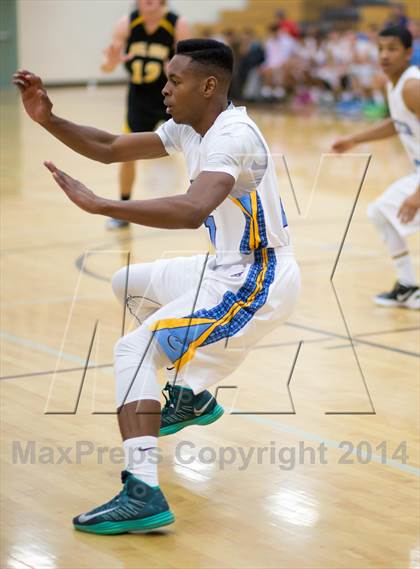 Thumbnail 2 in Del Oro vs Center @ Whitney Classic photogallery.