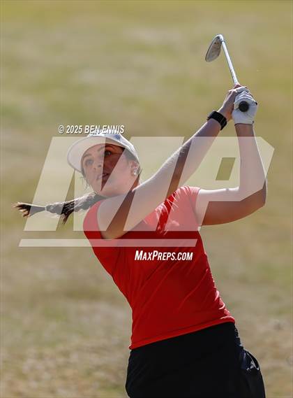 Thumbnail 1 in Esther Cannizzo Invitational (Round 2) photogallery.
