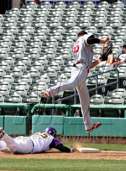 Thumbnail 2 in Escalon vs. Lodi (Banner Island Classic) photogallery.