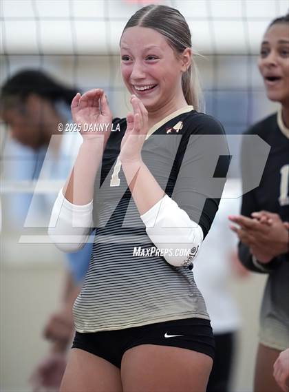 Thumbnail 1 in Oakton vs. Charles J. Colgan photogallery.