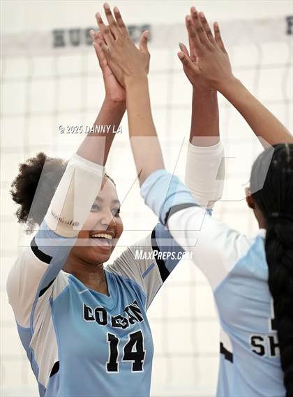 Thumbnail 3 in Oakton vs. Charles J. Colgan photogallery.