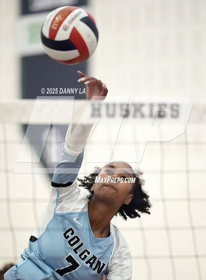 Thumbnail 2 in Oakton vs. Charles J. Colgan photogallery.
