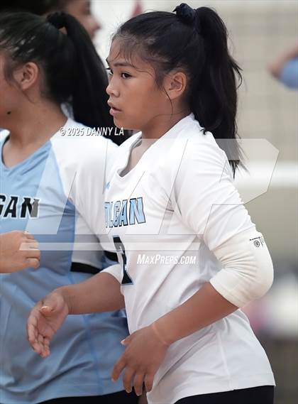 Thumbnail 3 in Oakton vs. Charles J. Colgan photogallery.