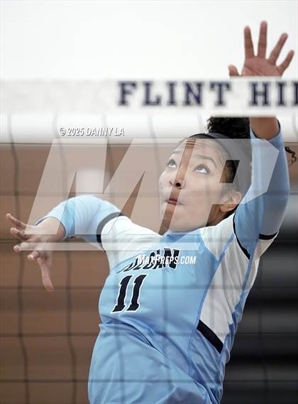Thumbnail 2 in Oakton vs. Charles J. Colgan photogallery.