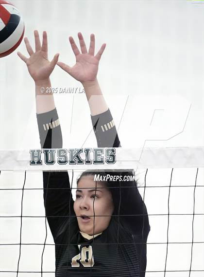Thumbnail 2 in Oakton vs. Charles J. Colgan photogallery.