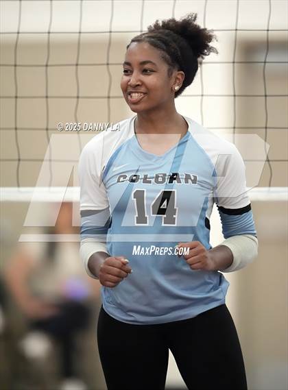 Thumbnail 2 in Oakton vs. Charles J. Colgan photogallery.