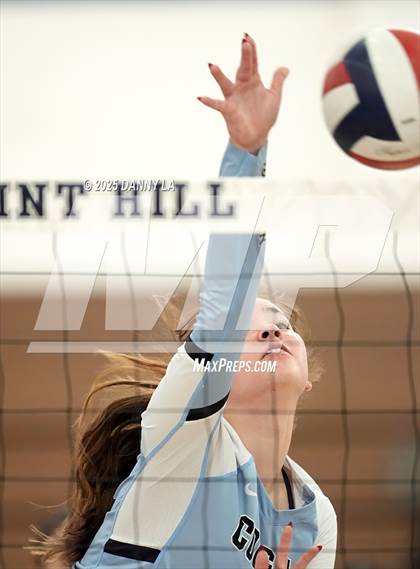 Thumbnail 2 in Oakton vs. Charles J. Colgan photogallery.