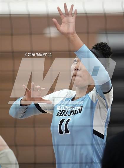 Thumbnail 3 in Oakton vs. Charles J. Colgan photogallery.
