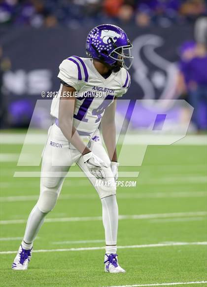 Thumbnail 2 in Angleton vs. Manvel (UIL 5A D1 Semifinal) photogallery.