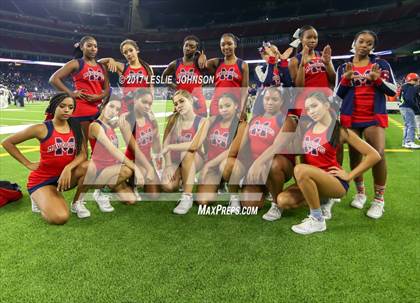 Thumbnail 3 in Angleton vs. Manvel (UIL 5A D1 Semifinal) photogallery.