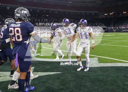 Thumbnail 2 in Angleton vs. Manvel (UIL 5A D1 Semifinal) photogallery.