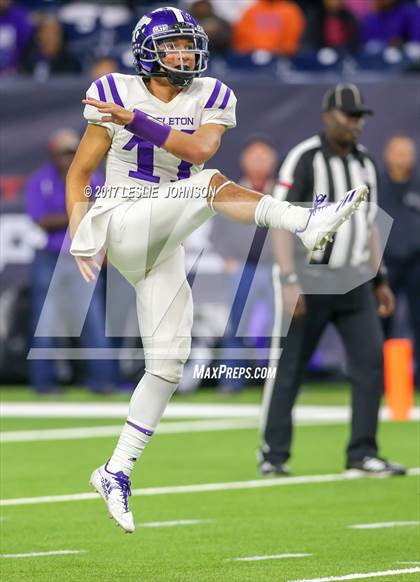 Thumbnail 1 in Angleton vs. Manvel (UIL 5A D1 Semifinal) photogallery.