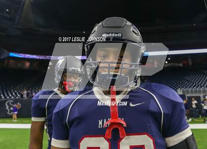 Thumbnail 3 in Angleton vs. Manvel (UIL 5A D1 Semifinal) photogallery.