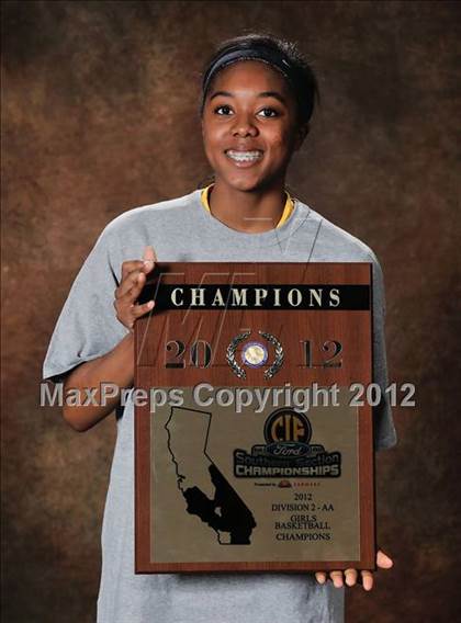 Thumbnail 1 in Lynwood (CIF SS D2AA Final - Award Photos) photogallery.