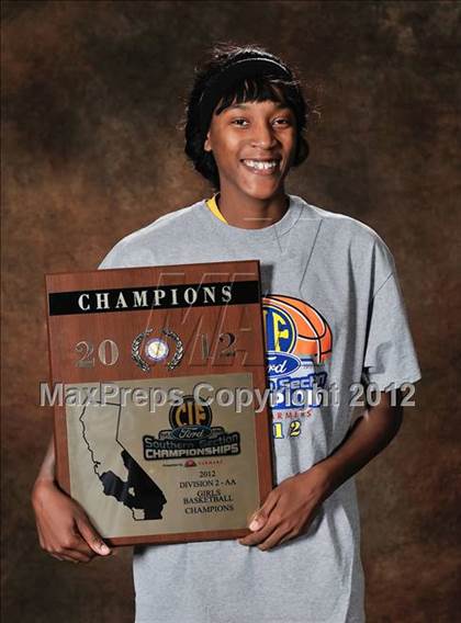 Thumbnail 2 in Lynwood (CIF SS D2AA Final - Award Photos) photogallery.