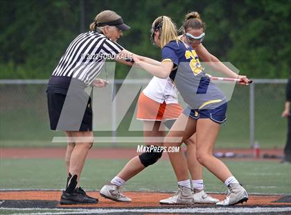 Thumbnail 3 in Haddam-Killingworth vs Montville (CIAC Qualifying Round) photogallery.