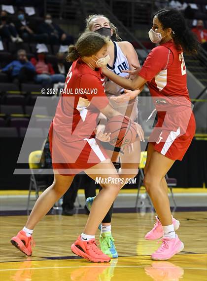 Thumbnail 1 in Regis Jesuit vs. Valor Christian (CHSAA 5A State Final) photogallery.