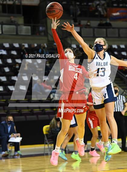 Thumbnail 3 in Regis Jesuit vs. Valor Christian (CHSAA 5A State Final) photogallery.
