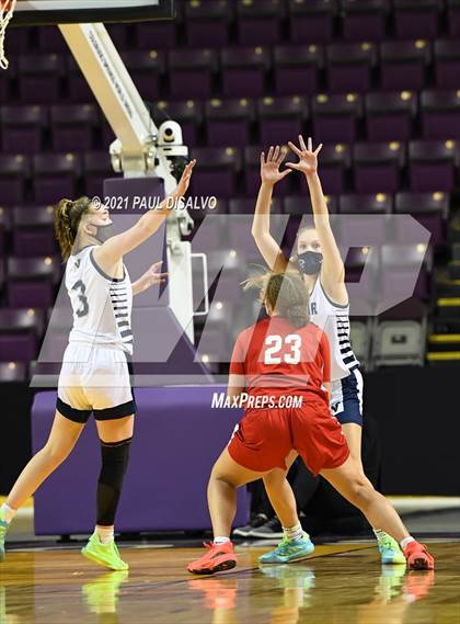 Thumbnail 2 in Regis Jesuit vs. Valor Christian (CHSAA 5A State Final) photogallery.
