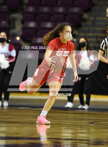 Thumbnail 3 in Regis Jesuit vs. Valor Christian (CHSAA 5A State Final) photogallery.