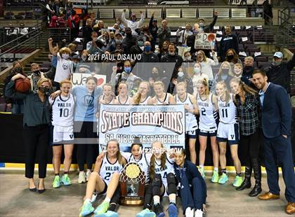 Thumbnail 3 in Regis Jesuit vs. Valor Christian (CHSAA 5A State Final) photogallery.