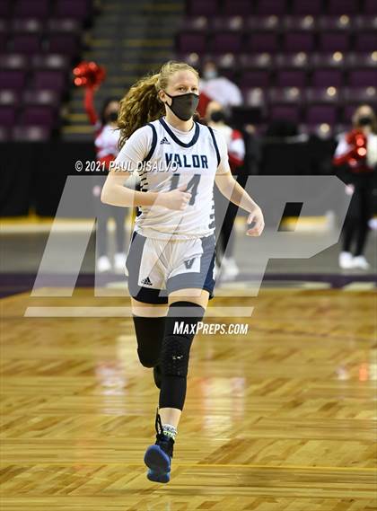Thumbnail 1 in Regis Jesuit vs. Valor Christian (CHSAA 5A State Final) photogallery.
