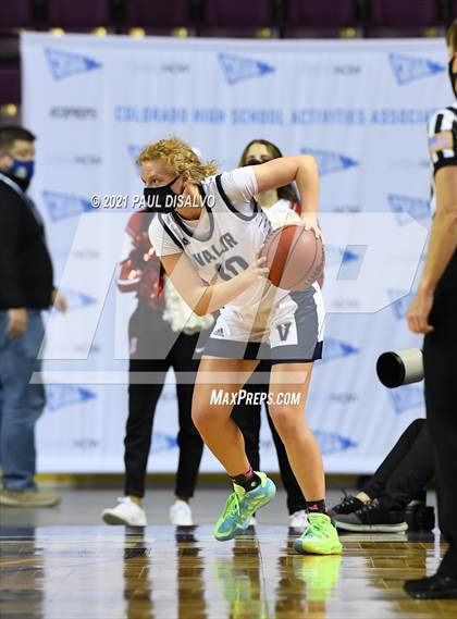 Thumbnail 1 in Regis Jesuit vs. Valor Christian (CHSAA 5A State Final) photogallery.