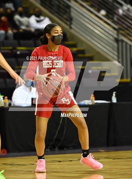 Thumbnail 1 in Regis Jesuit vs. Valor Christian (CHSAA 5A State Final) photogallery.