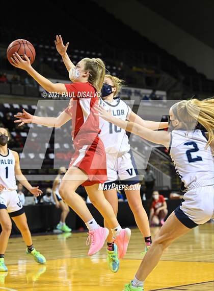 Thumbnail 2 in Regis Jesuit vs. Valor Christian (CHSAA 5A State Final) photogallery.