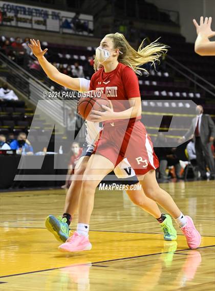 Thumbnail 2 in Regis Jesuit vs. Valor Christian (CHSAA 5A State Final) photogallery.