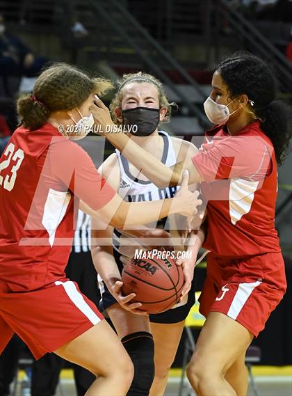 Thumbnail 2 in Regis Jesuit vs. Valor Christian (CHSAA 5A State Final) photogallery.
