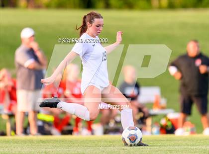 Thumbnail 2 in South Point @ North Davidson (NCHSAA 3A Round 5) photogallery.