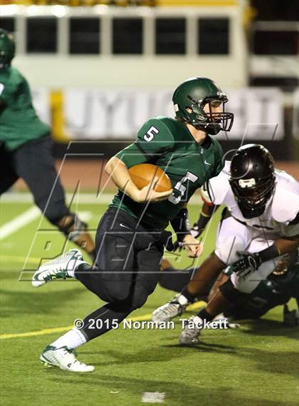 Thumbnail 1 in Topeka @ Derby (KSHSAA 6A 1st Round) photogallery.
