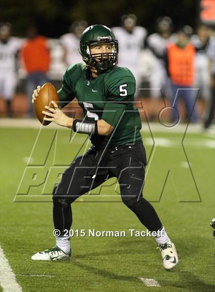 Thumbnail 2 in Topeka @ Derby (KSHSAA 6A 1st Round) photogallery.