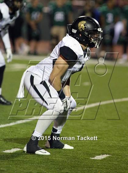 Thumbnail 2 in Topeka @ Derby (KSHSAA 6A 1st Round) photogallery.