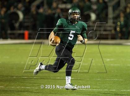 Thumbnail 1 in Topeka @ Derby (KSHSAA 6A 1st Round) photogallery.