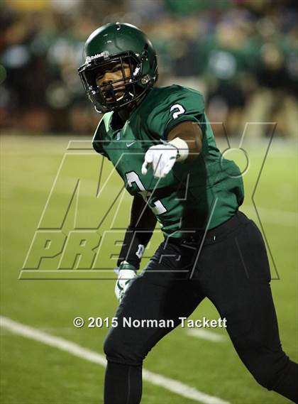 Thumbnail 3 in Topeka @ Derby (KSHSAA 6A 1st Round) photogallery.
