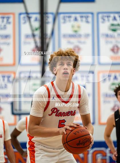 Thumbnail 3 in Upper Arlington @ Olentangy Orange photogallery.