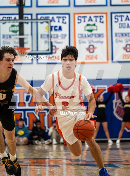 Thumbnail 3 in Upper Arlington @ Olentangy Orange photogallery.