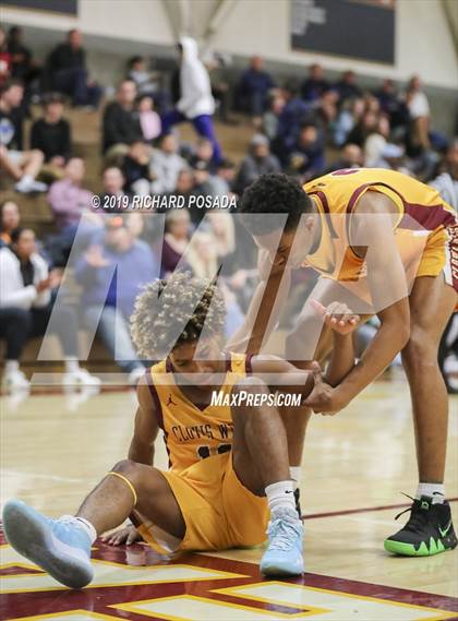 Thumbnail 2 in San Joaquin Memorial @ Clovis West (Clovis West Nike Invitational Tournament) photogallery.