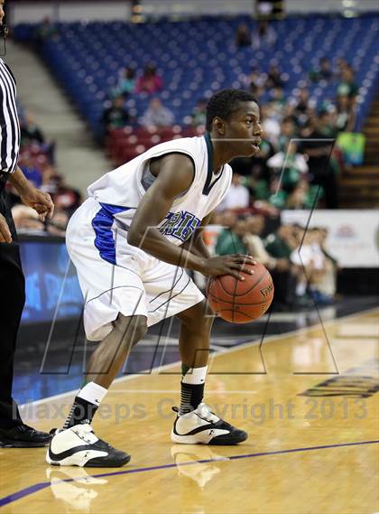 Thumbnail 2 in Sacred Heart Cathedral vs. St. Augustine (CIF State D3 Final) photogallery.