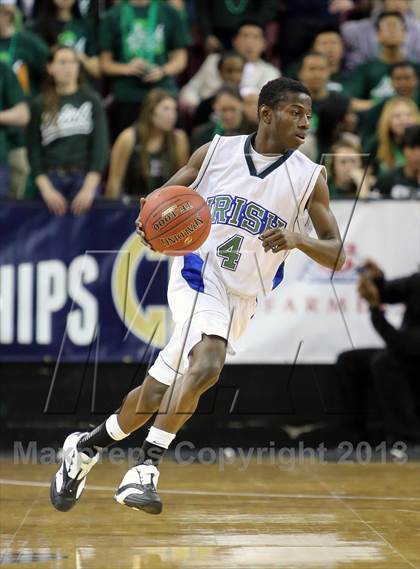 Thumbnail 2 in Sacred Heart Cathedral vs. St. Augustine (CIF State D3 Final) photogallery.